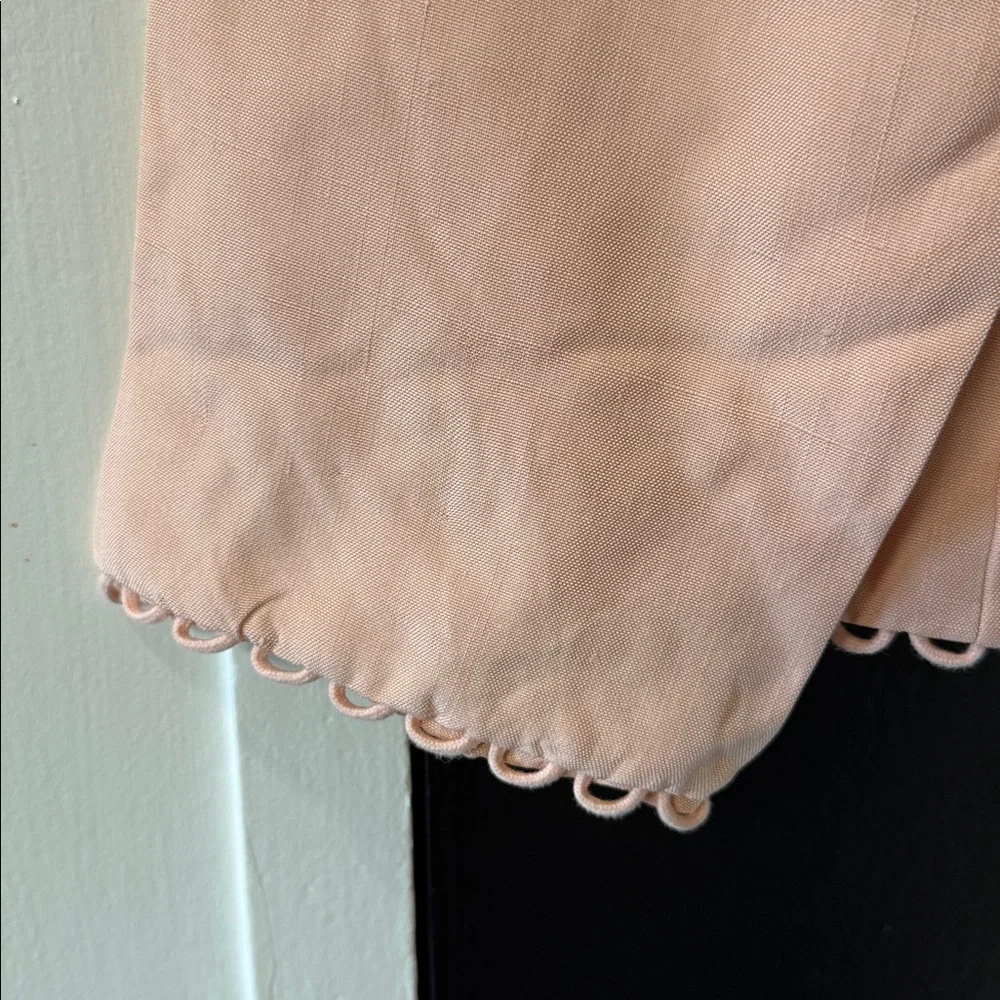 Vintage Christian Dior silk jacket/blazer collarless design, scalloped edge trim - Picture 3 of 9
